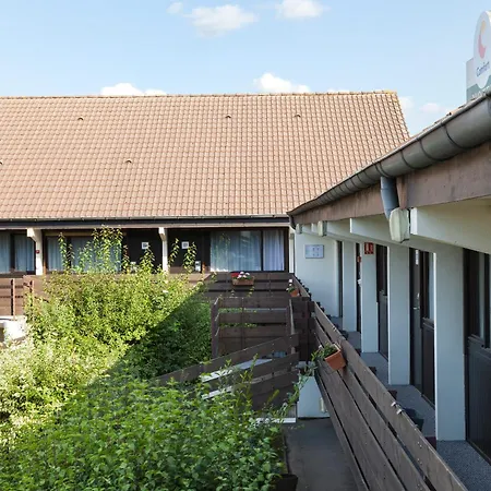 Comfort Lens - Godault ホテル