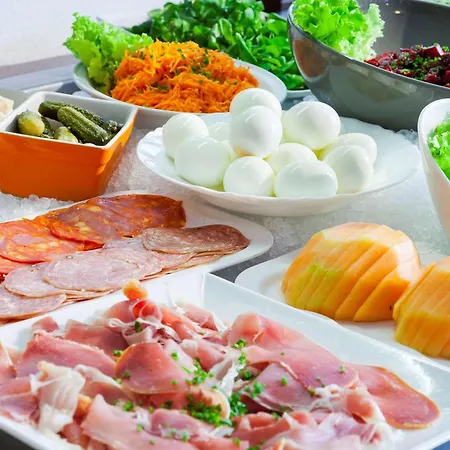 ホテル Comfort Lens - Godault 3*