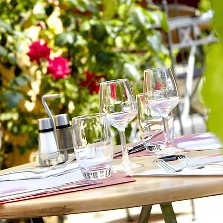 ホテル Comfort Lens - Godault 3*