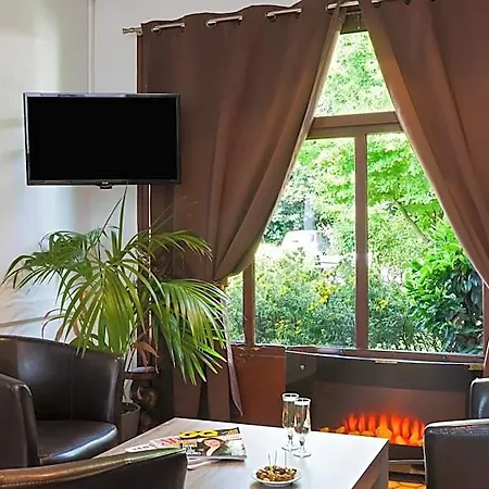 Comfort Lens - Godault Hotel